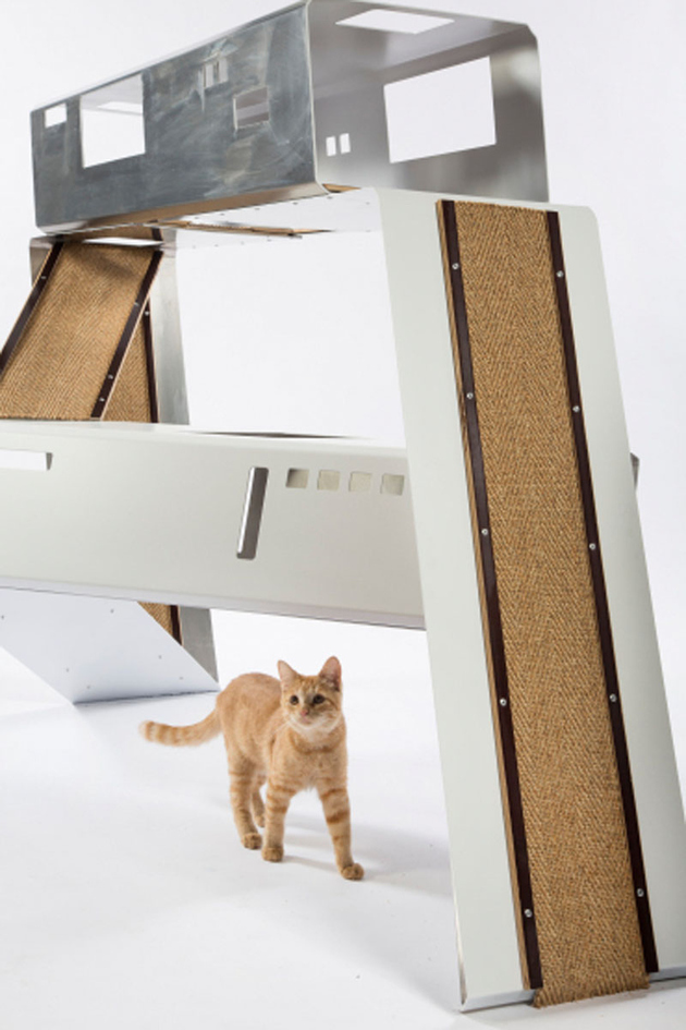 6-la-architects-design-cat-shelters-charity.jpg