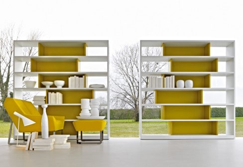 asymmetrical-shelf-unit-colored-shelving-molteni-3.jpg