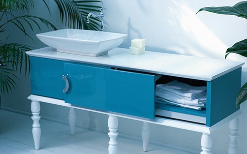 blue-bathroom-furniture-ypsilon-doll-1.jpg
