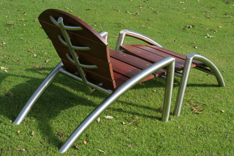 calanc-outdoor-furniture-chair-3.jpg