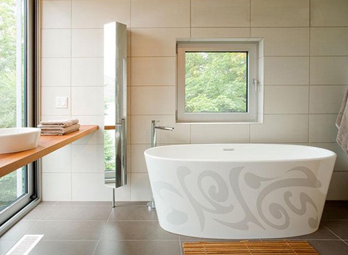 decorative-bathtubs-wetstyle-image-in-motif-6.jpg