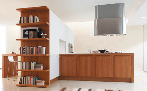 Euromobil kitchen Filanta - cook books displayed on wood shelves