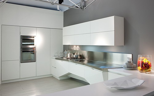 futuristic-kitchen-design-florida-mesh-2.jpg