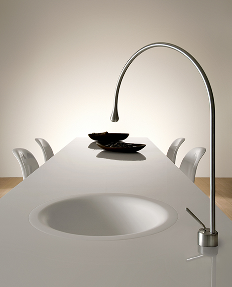 gessi-goccia-dining-table-faucet.jpg