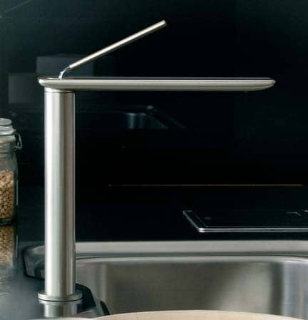 gessi-i-spa-kitchen-faucet-360-degree-swivel-spout-2.jpg