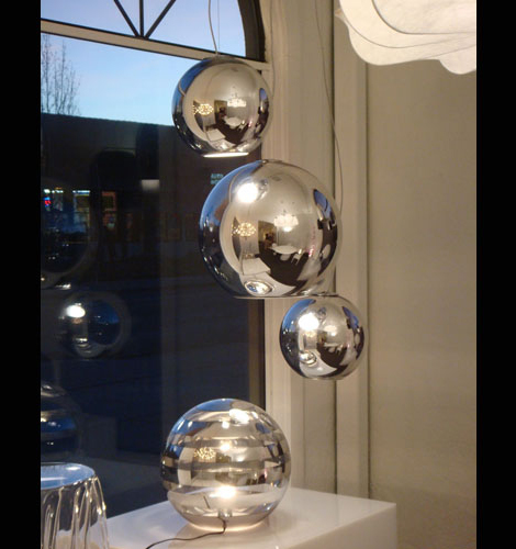 globo-di-luce-pendants-fontana-arte.jpg