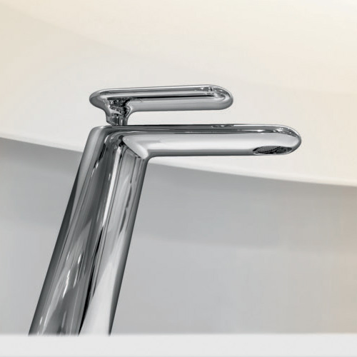 iconic-faucet-designs-fir-italia-dynamica-cascade-1.jpg