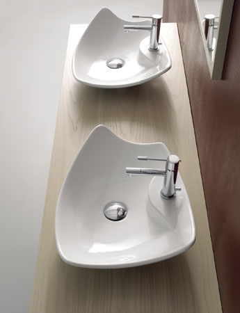 Bathroom Sink Faucets on Modern Decorative Vessel From Scarabeo   Kong Vessel Sinks