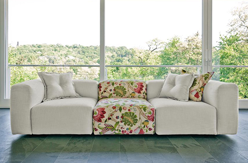 modern-retro-sofas-sophisticated-living-6.jpg
