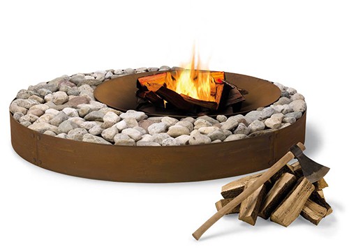 outdoor-wood-fireplace-contemporary-designs-ak47-3.jpg