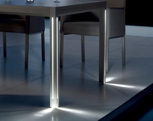 patio-table-with-lights-luna-manutti-2.jpg