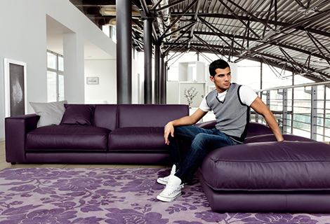 purple-leather-sofa-ditreItalia-blob-1.jpg