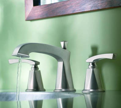 Moen Bathroom Fixtures on Showhouse Bathroom And Kitchen Faucets   New Moen Divine Faucet