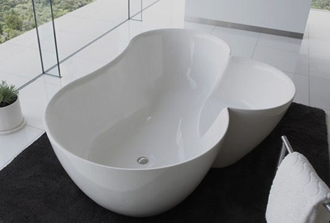 Unique bathtubs Utuwa by Spiritual Mode