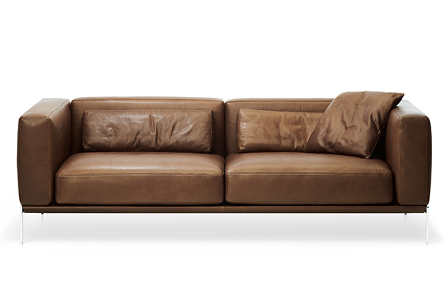 ultra-comfy-contemporary-piu-sofa-from-intertime-2.jpg