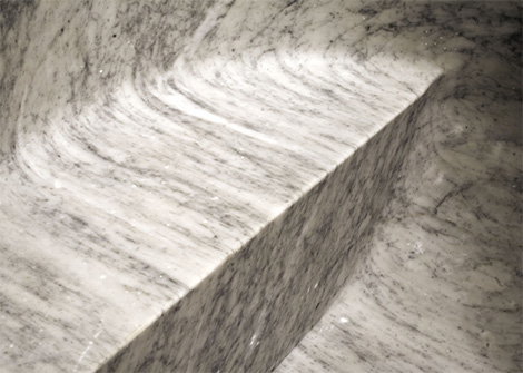 vaselli-deep-soaking-tubs-marble-5.jpg