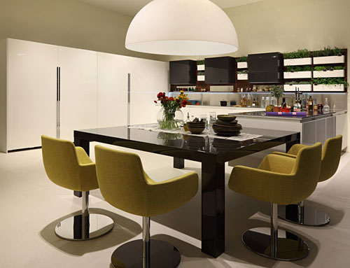 versatile-kitchen-design-salvarini-highteak-kitchen-1.jpg