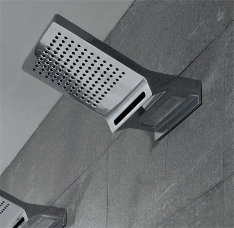 wall-mounted-showerhead-with-rain-blade-jets-and-light.jpg
