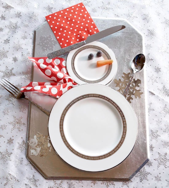 Colorful Christmas Tabletop Decor Ideas: white, red, purple and ...