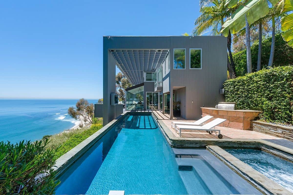 Modern Malibu Beach House: Rooms with a View | Modern ...