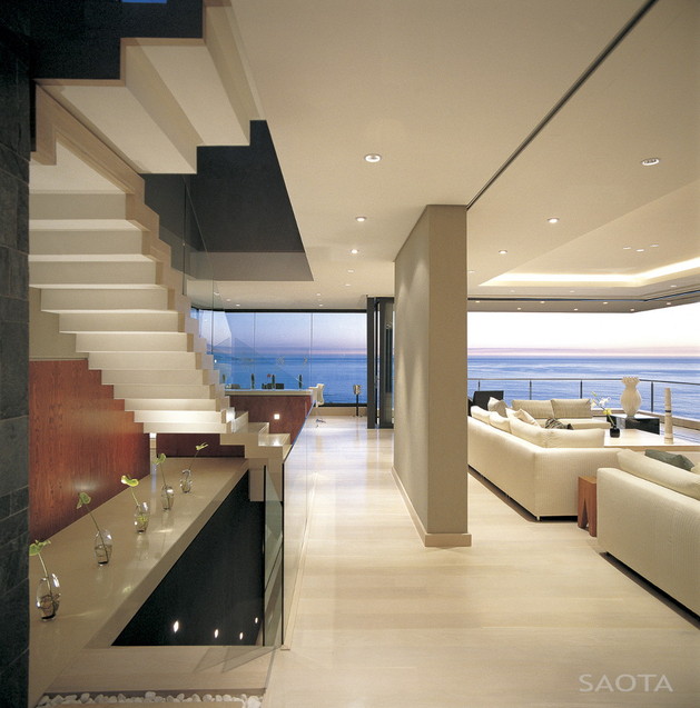 contemporary-coastal-house-for-family-living-entertaining-views-6.jpg