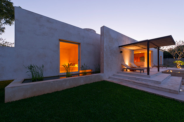 modern-hacienda-style-guest-house-19.jpg