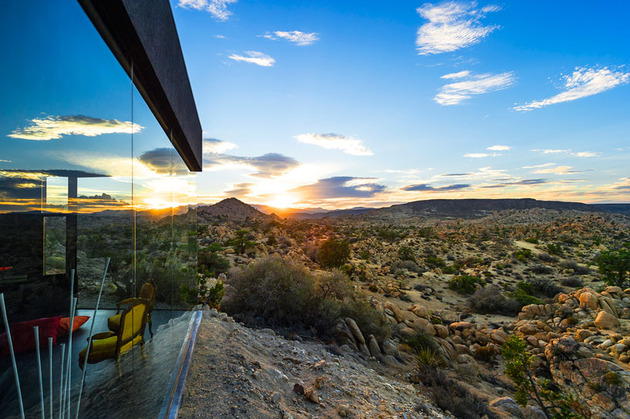 modern-desert-home-courtyard-pool-views-22-sunrise.jpg