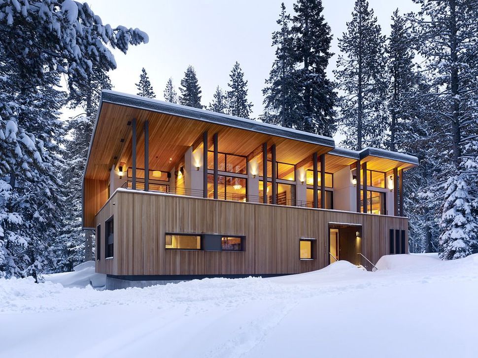  uses Railroad Avalanche Shed Design as Muse | Modern House Designs