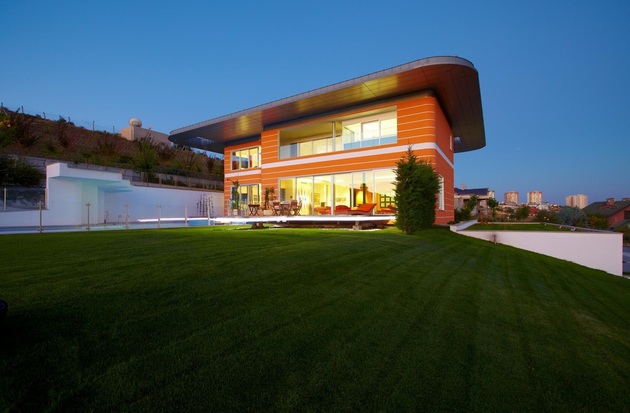 ultramodern-house-with-vibrant-lighting-design-focus-1-exterior-day.jpg