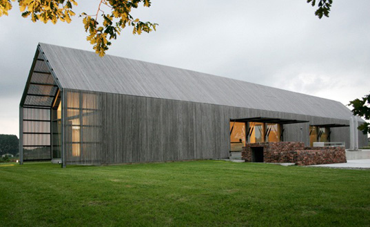 barn-house-2.jpg
