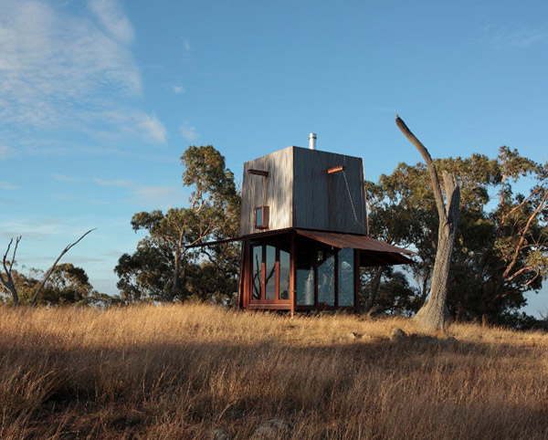 compact-house-in-australian-outback-1.jpg
