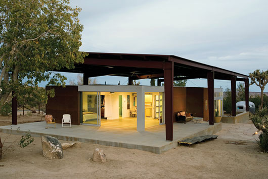Sustainable Desert House Design - Recycled, Reused and Naturally ...