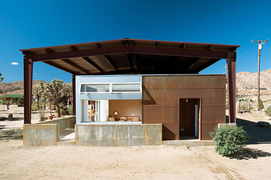 desert-home-sustainable-house-design-2.jpg
