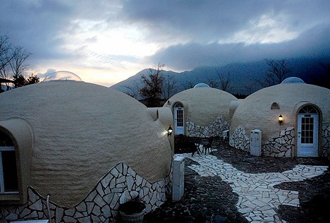 Prefab Styrofoam Dome House - Futuristic Japanese design