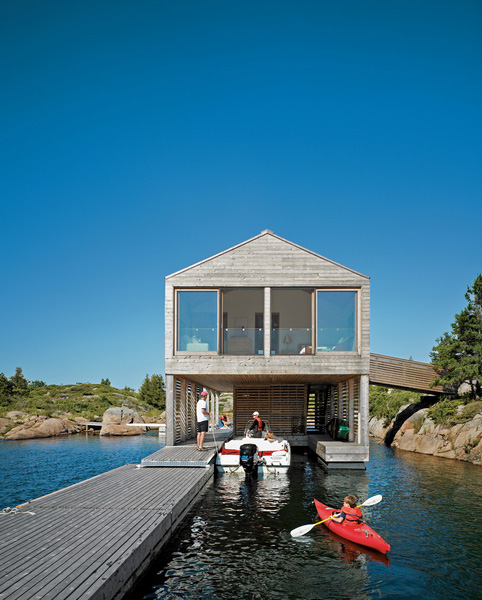 floating-house-integrated-boathouse-dock-2.jpg
