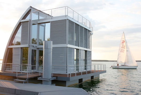 Contemporary Lake House Designs on Glass And Steel Home   Modern House Designs