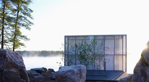 glass-cube-house-canadian-lakehouse-2.jpg