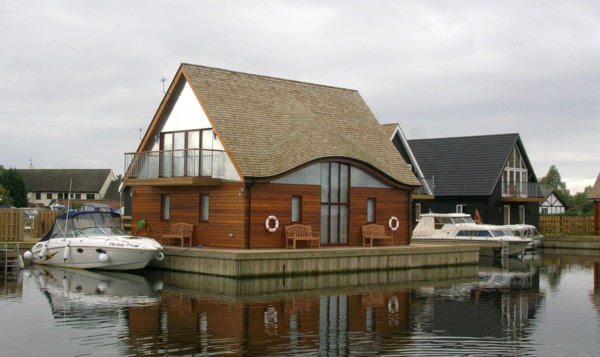 norfolk-boatyard-home-1.jpg