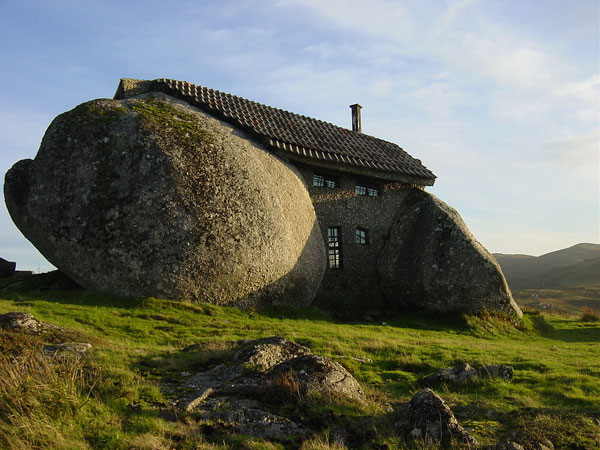 stone-house-exterior-mountain-home-1.jpg