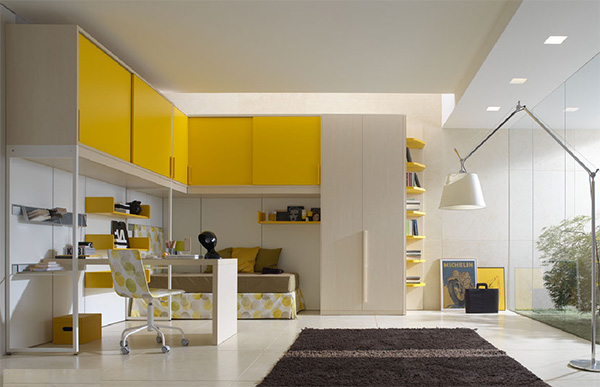 yellow child room
