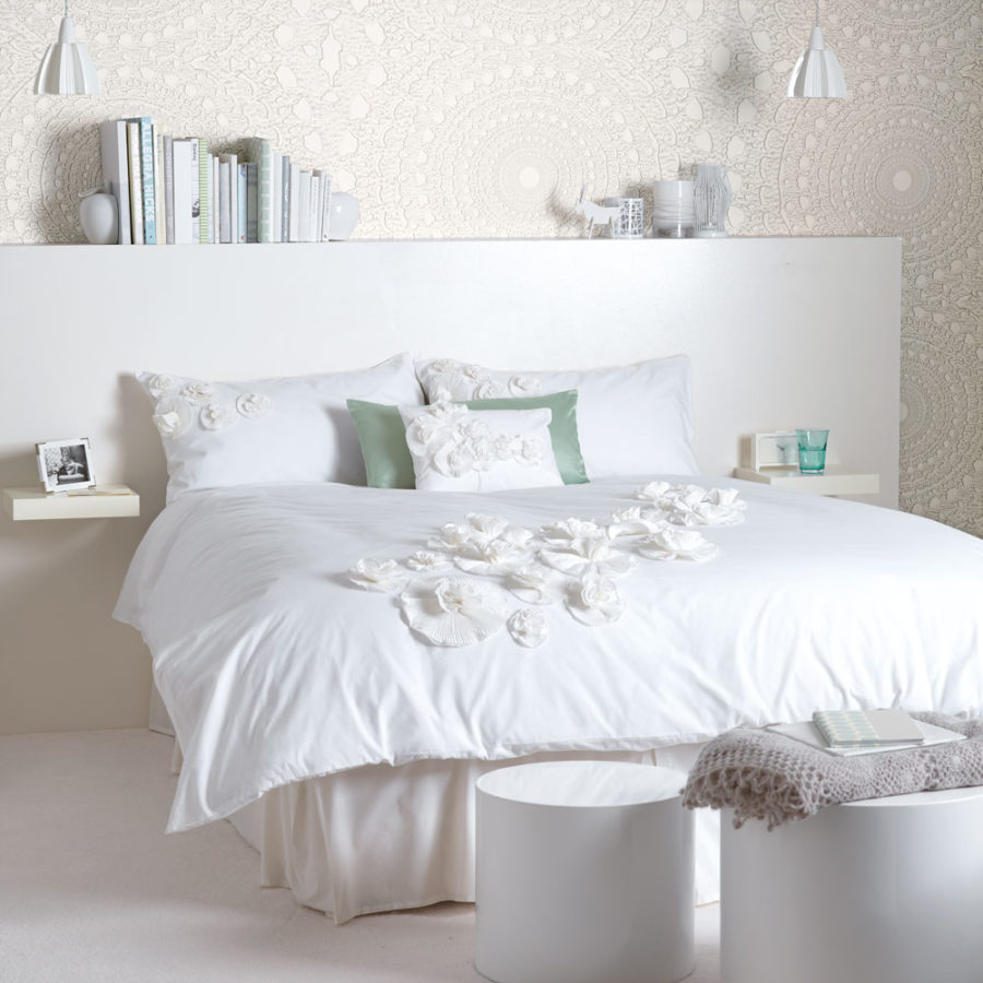 Simple yet Lovely Ideas for a White Room