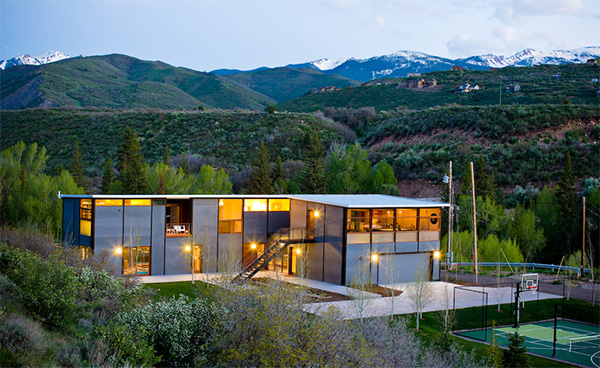 Flatpak Luxury Prefab House in Aspen, Colorado