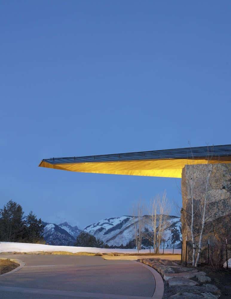 mountain views house with interior art gallery 4 entrance overhang